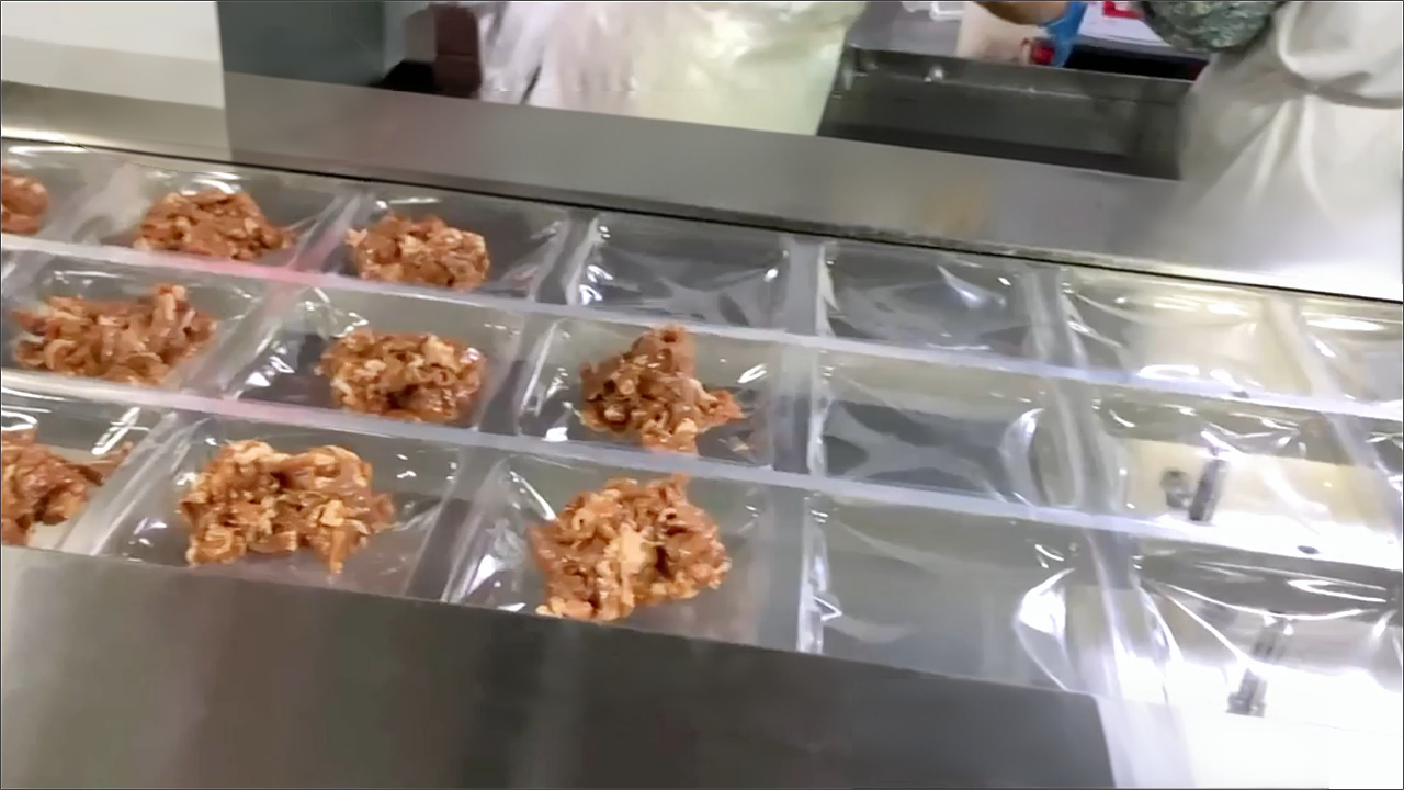 mesin pengemas thermoforming untuk makanan siap saji